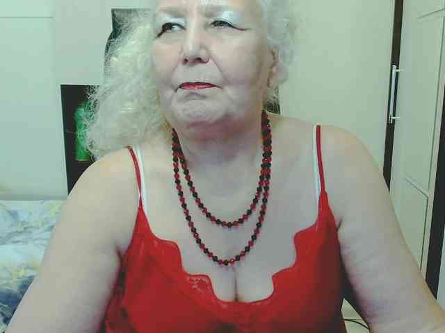 Model: GrannyWants