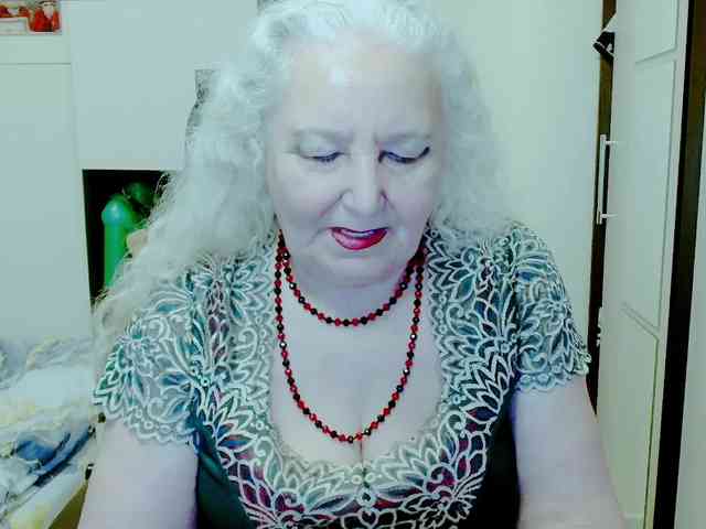 GrannyWants webcam