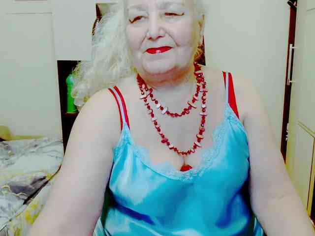 Model: GrannyWants