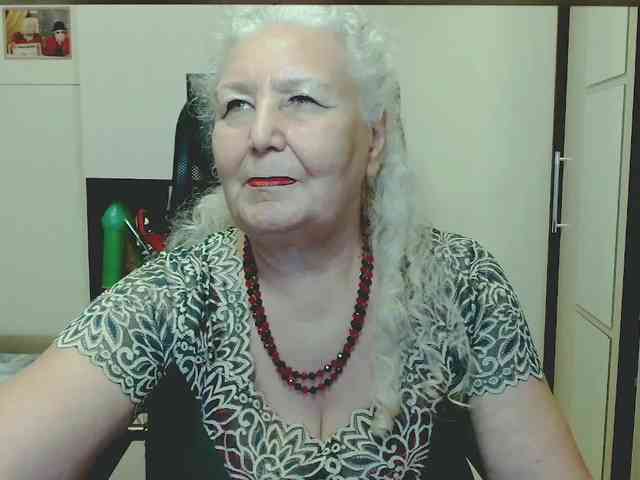 Model: GrannyWants