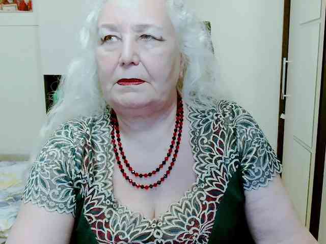 Model: GrannyWants