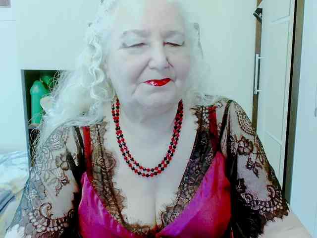 GrannyWants webcam