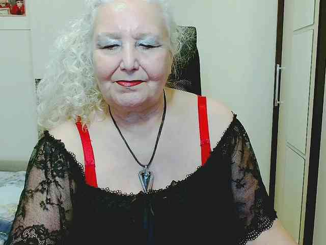 Model: GrannyWants