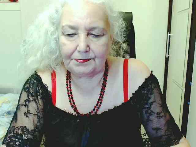 Model: GrannyWants