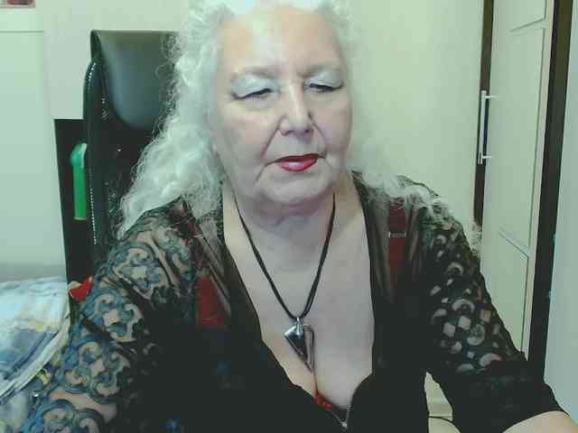 GrannyWants webcam