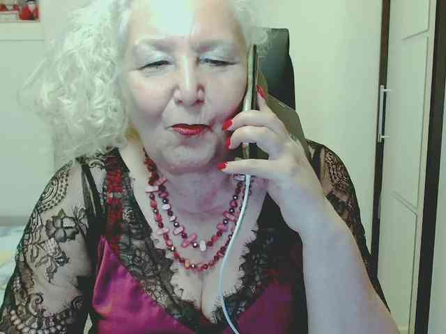 GrannyWants webcam