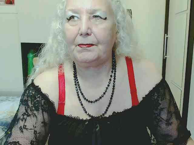Model: GrannyWants