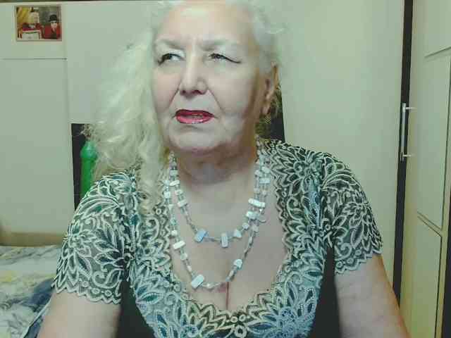 Model: GrannyWants