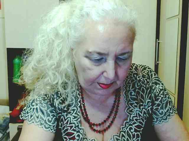 Model: GrannyWants