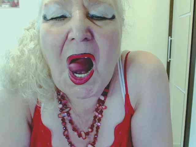 GrannyWants webcam