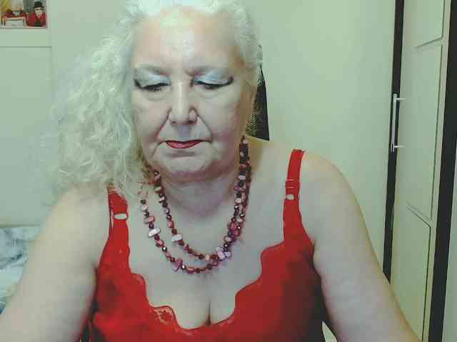 GrannyWants webcam