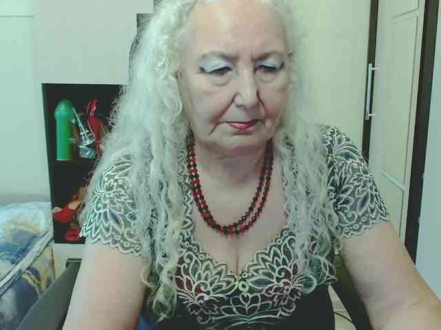 Model: GrannyWants