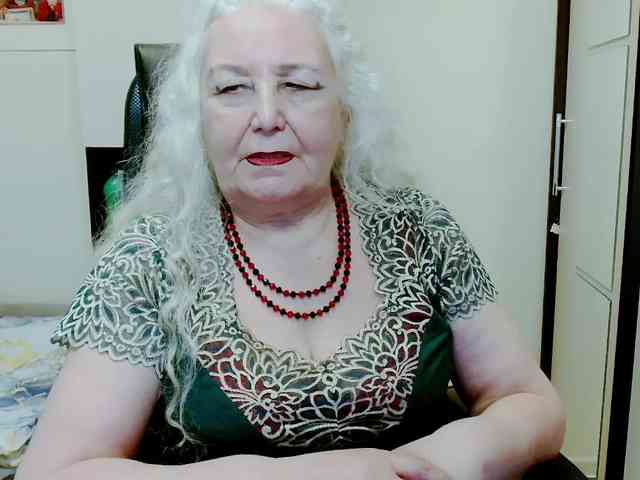 Model: GrannyWants