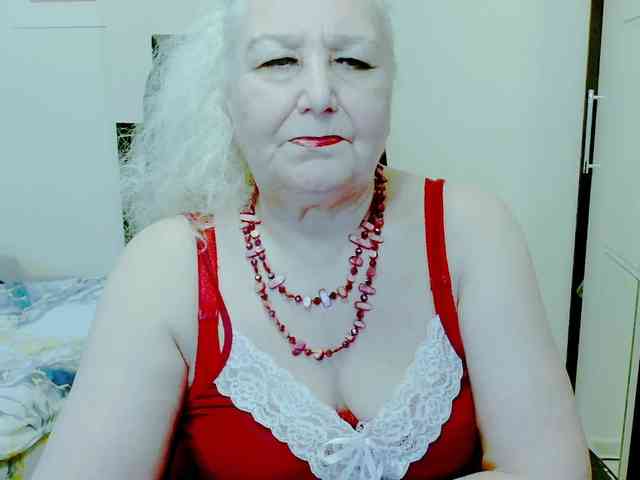 Model: GrannyWants