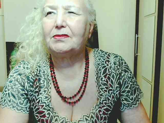 Model: GrannyWants