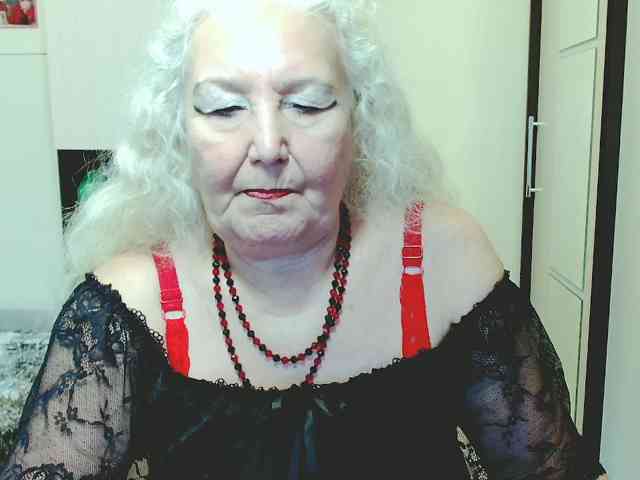 Model: GrannyWants