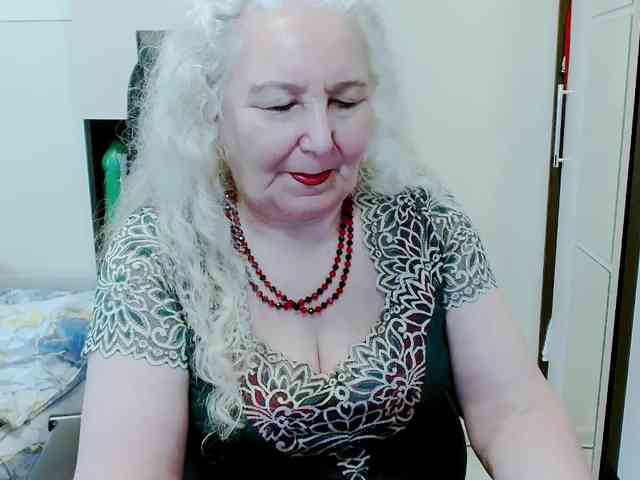 Model: GrannyWants