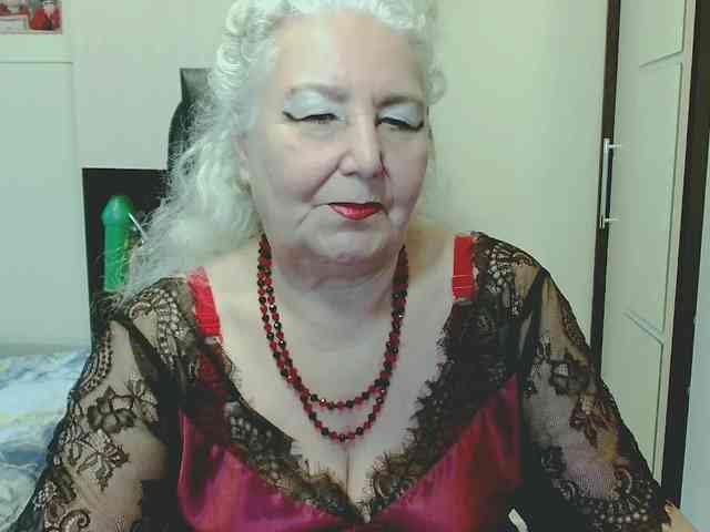 Model: GrannyWants