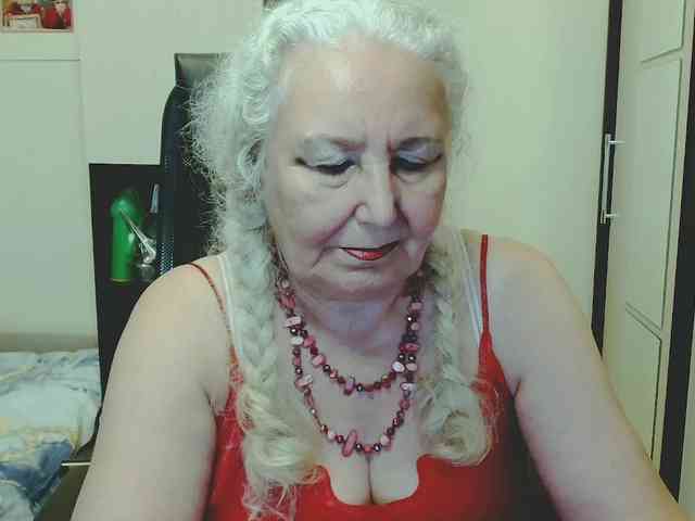 GrannyWants webcam
