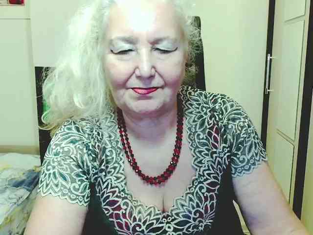 Model: GrannyWants