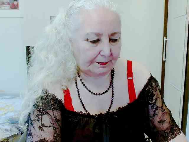 GrannyWants webcam