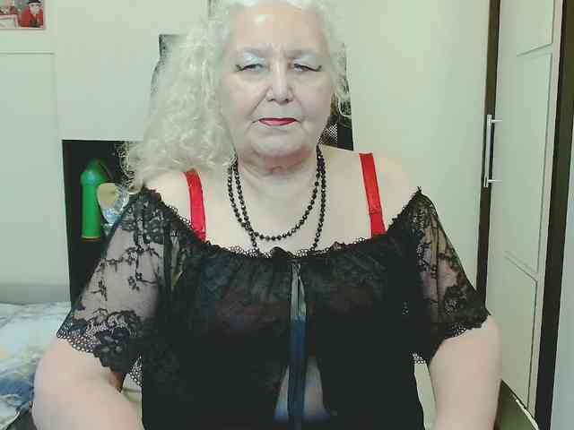 Model: GrannyWants