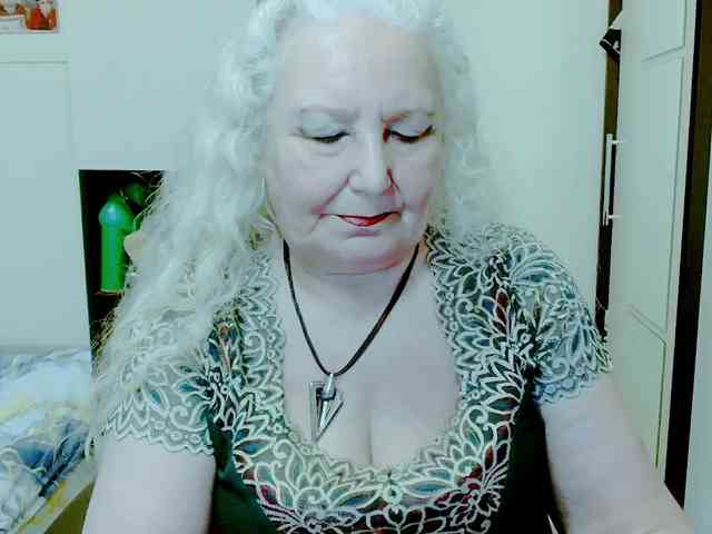 GrannyWants webcam