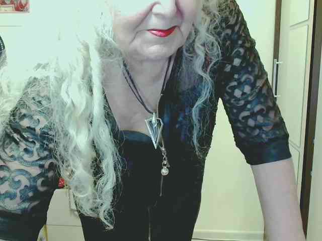 Model: GrannyWants