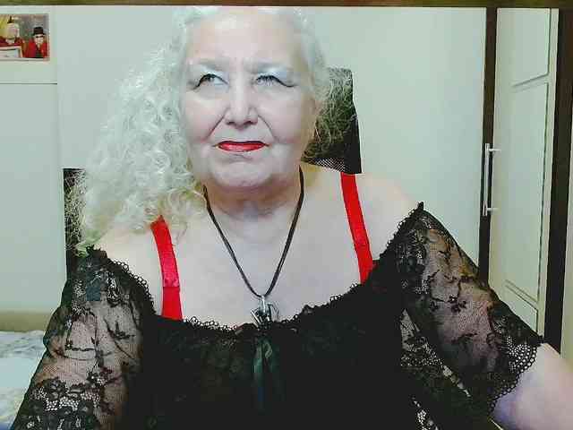 Model: GrannyWants
