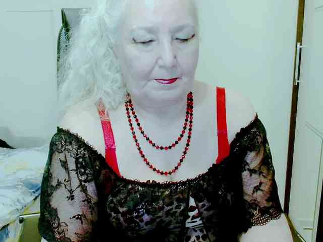 Model: GrannyWants