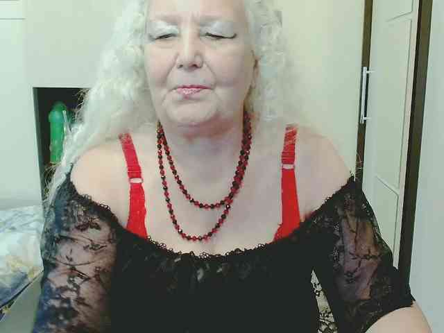 GrannyWants webcam