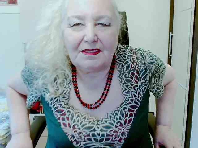 Model: GrannyWants