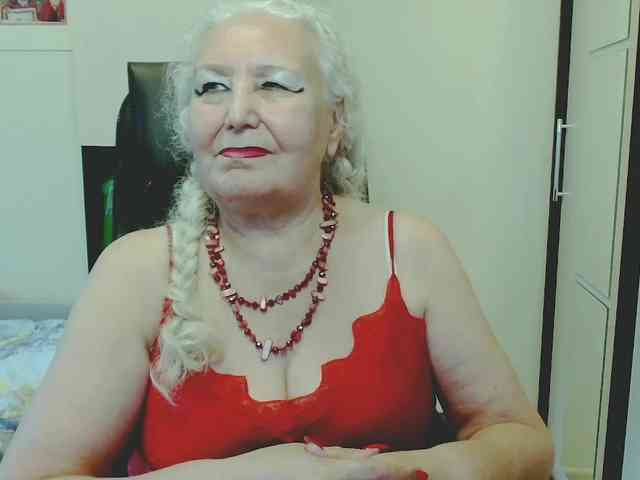 Model: GrannyWants