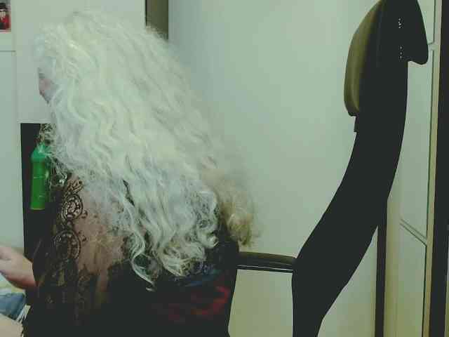 Model: GrannyWants