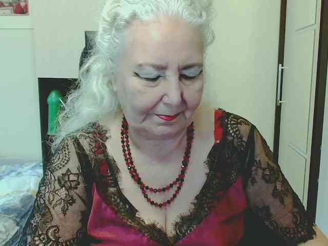 Model: GrannyWants