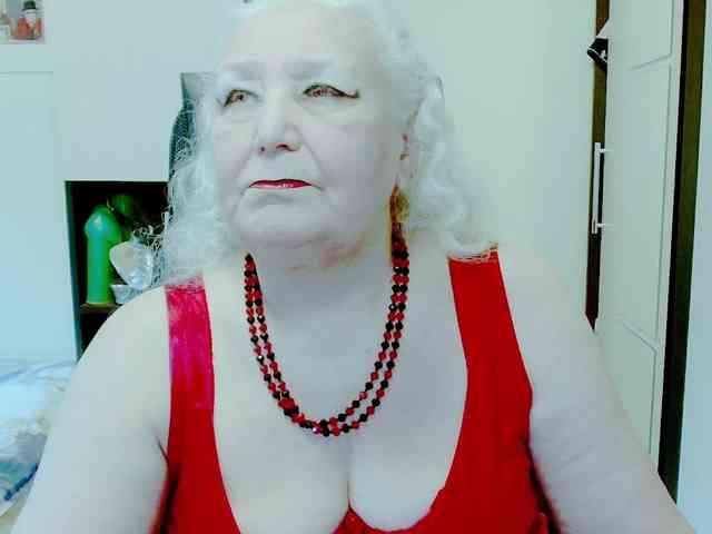Model: GrannyWants