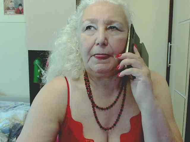 GrannyWants webcam