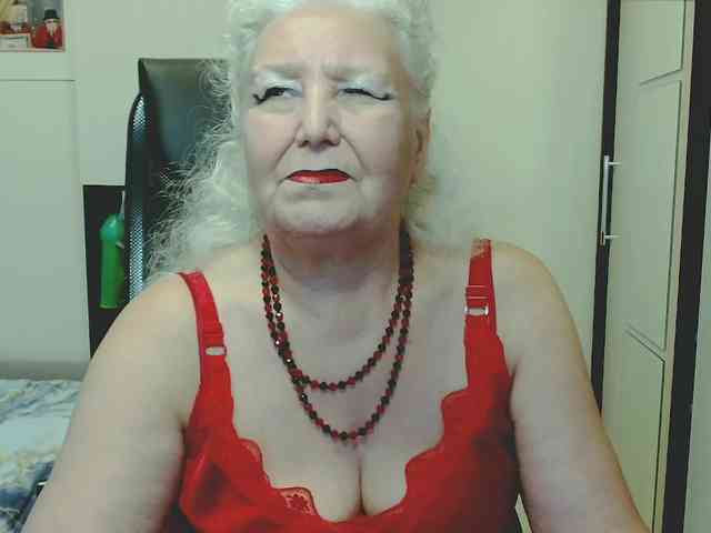 Model: GrannyWants