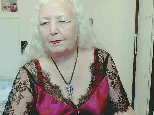 Model: GrannyWants