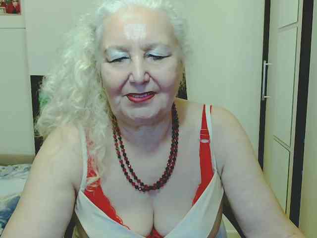 Model: GrannyWants