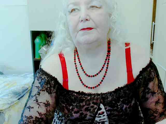 GrannyWants webcam