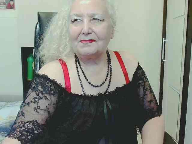 Model: GrannyWants