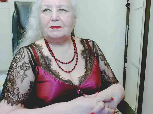 GrannyWants webcam