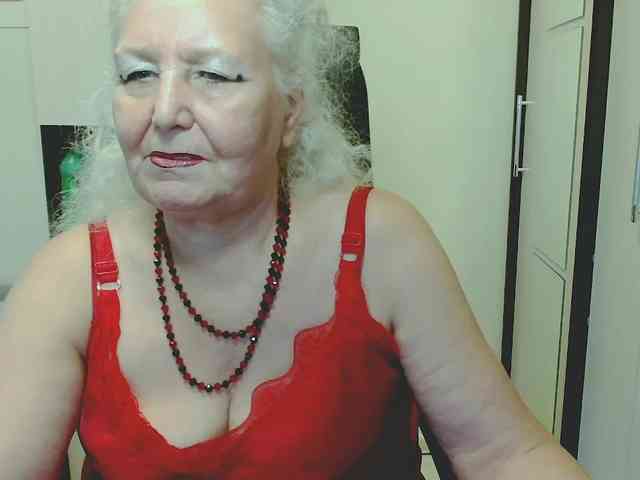 Model: GrannyWants