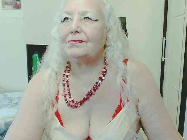 Model: GrannyWants