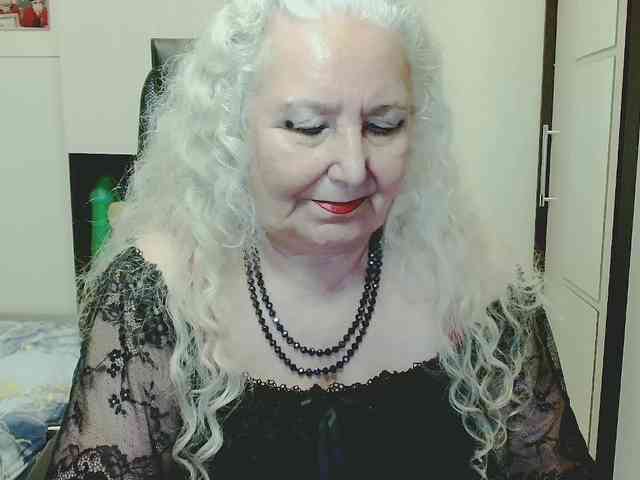 Model: GrannyWants