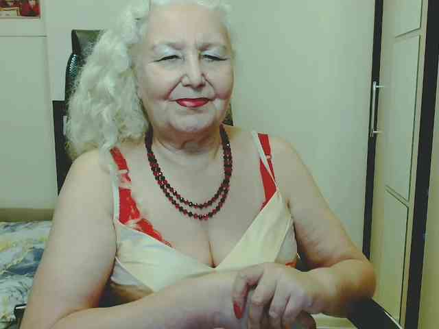 GrannyWants webcam