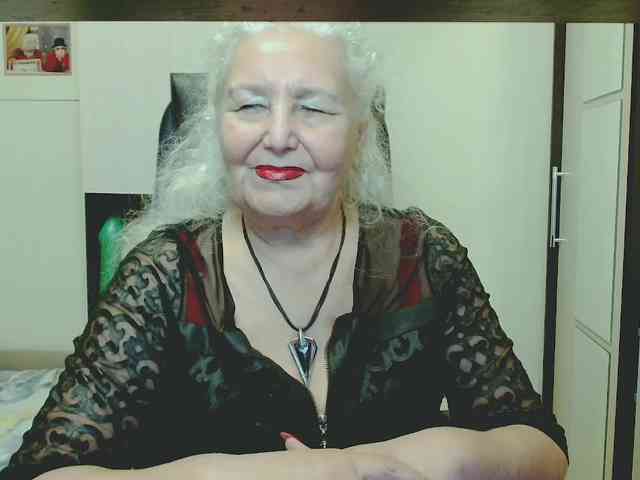Model: GrannyWants