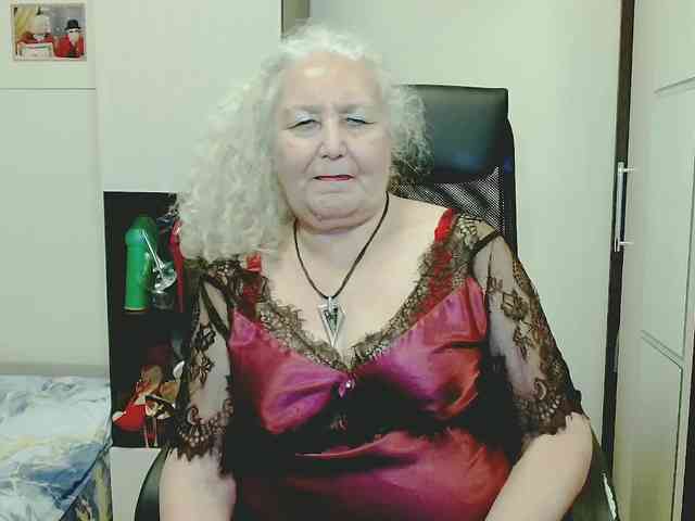 Model: GrannyWants