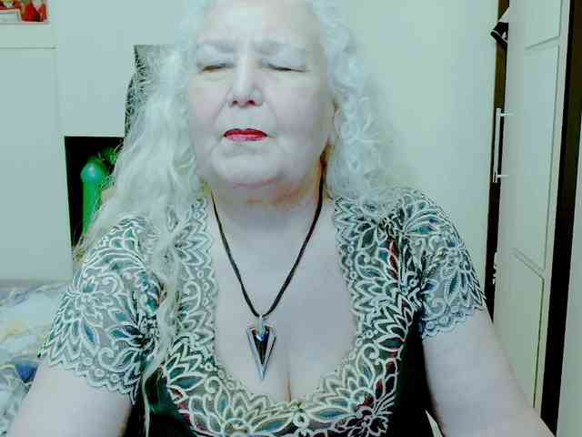 GrannyWants webcam